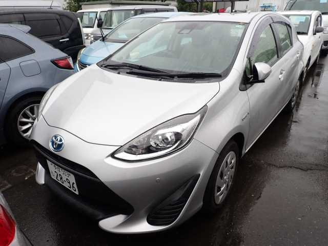 TOYOTA AQUA 2018