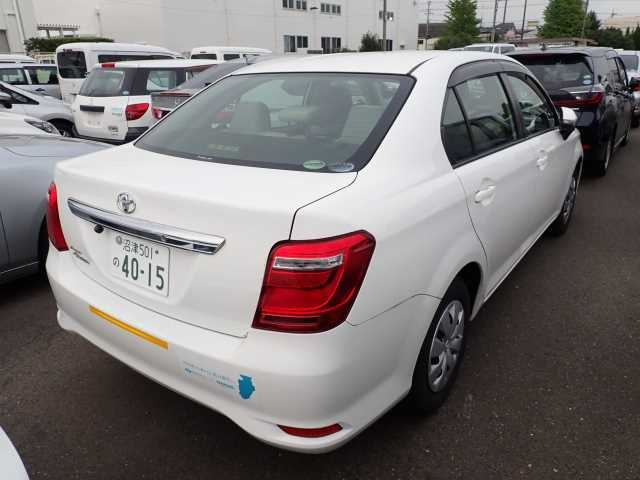 TOYOTA COROLLA AXIO 2016