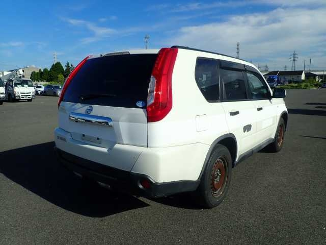 NISSAN X-TRAIL 2013