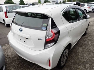 TOYOTA AQUA 2020