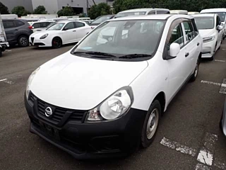 NISSAN AD 2018