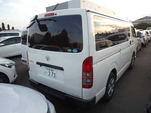 TOYOTA HIACE VAN 2019