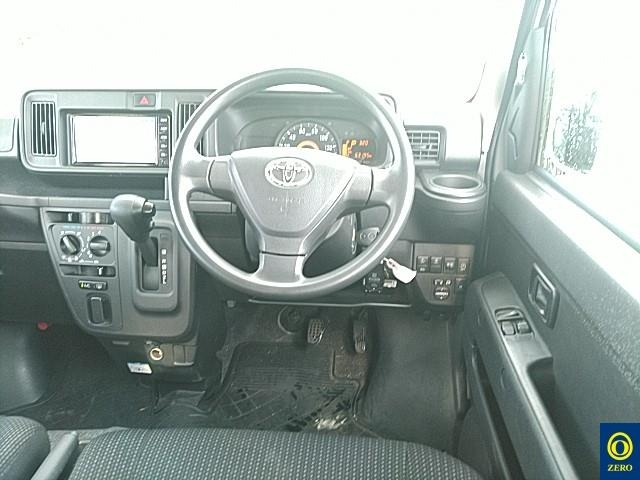 TOYOTA PIXIS VAN 2020