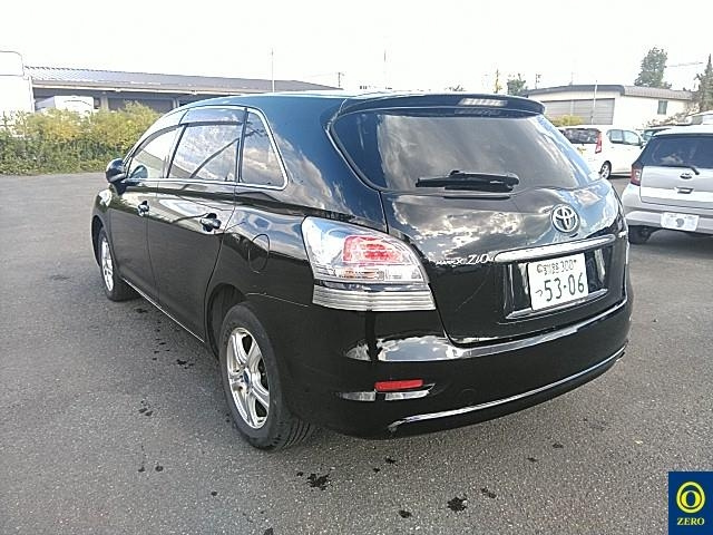 TOYOTA MARK X ZIO 2012