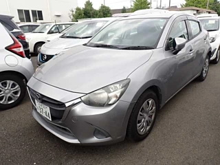 MAZDA DEMIO 2016