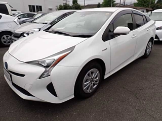 TOYOTA PRIUS 2018
