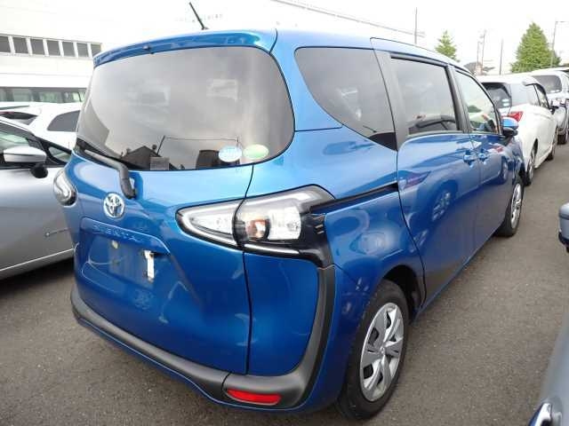 TOYOTA SIENTA 2019