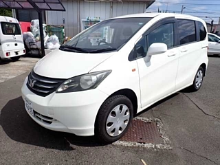 HONDA FREED 2011