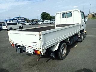 TOYOTA DYNA 2021