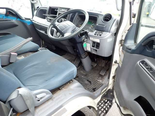 MITSUBISHI CANTER 2013