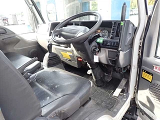 ISUZU ELF 2008