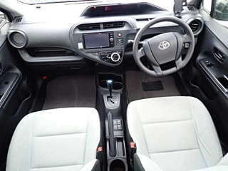 TOYOTA AQUA 2018