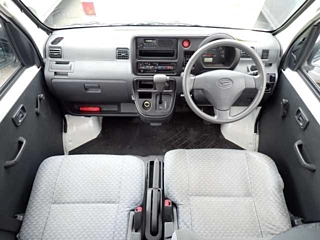 DAIHATSU HIJET VAN 2017