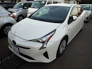 TOYOTA PRIUS 2017