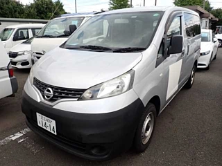 NISSAN NV200 2018