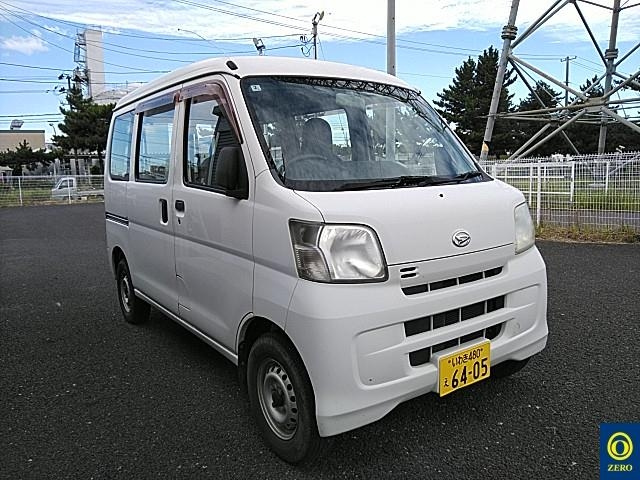 DAIHATSU HIJET VAN 2013