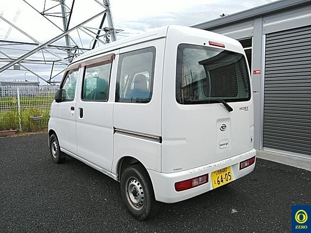 DAIHATSU HIJET VAN 2013