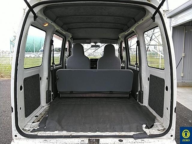 DAIHATSU HIJET VAN 2013