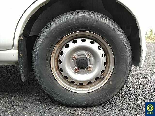 DAIHATSU HIJET VAN 2013