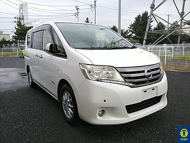 NISSAN SERENA 2012