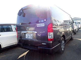 TOYOTA HIACE VAN 2015