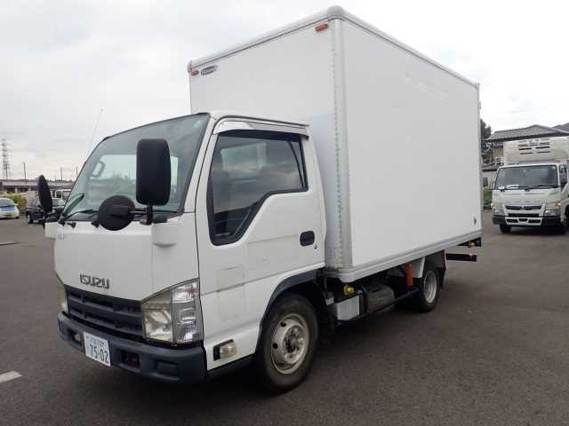 ISUZU ELF 2012