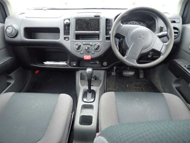 MITSUBISHI LANCER VAN 2016