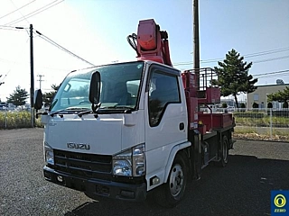 ISUZU ELF 2011