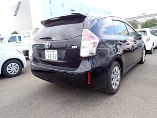 TOYOTA PRIUS ALPHA 2016