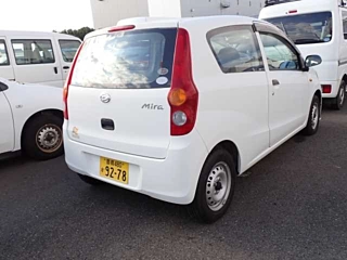 DAIHATSU MIRA 2011