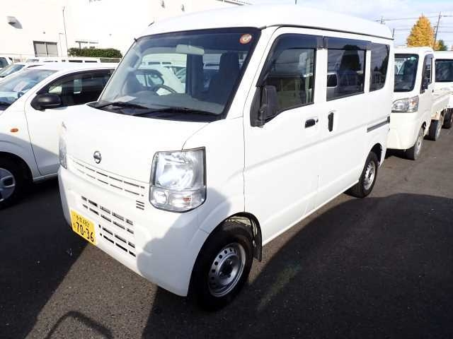 NISSAN CLIPPER VAN 2015