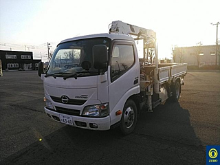 HINO DUTRO 2015