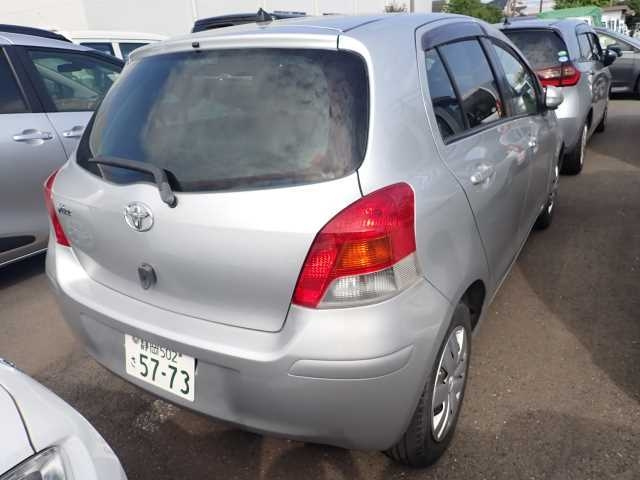 TOYOTA VITZ 2009