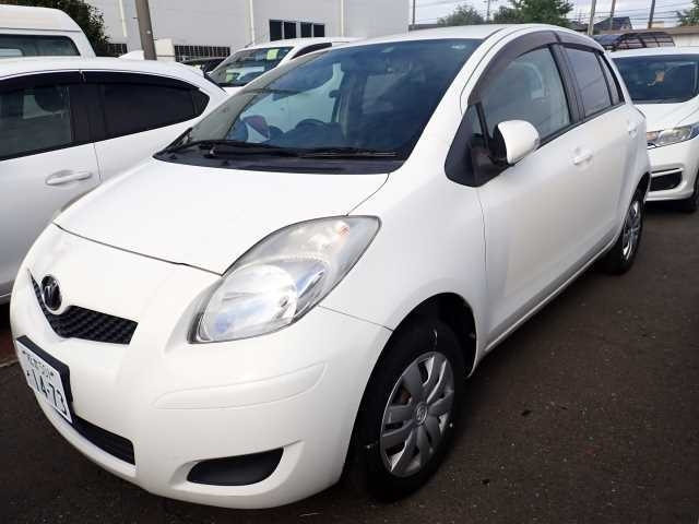 TOYOTA VITZ 2009