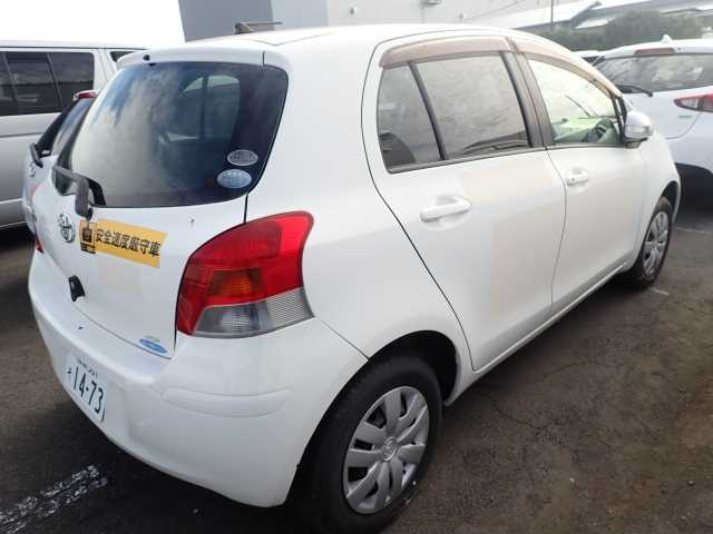 TOYOTA VITZ 2009