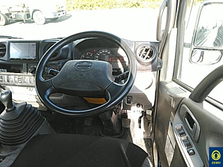 HINO DUTRO 2016
