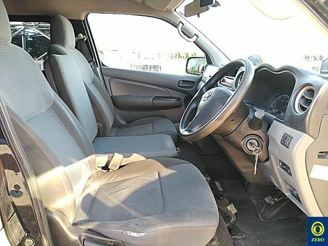 NISSAN CARAVAN VAN 2013