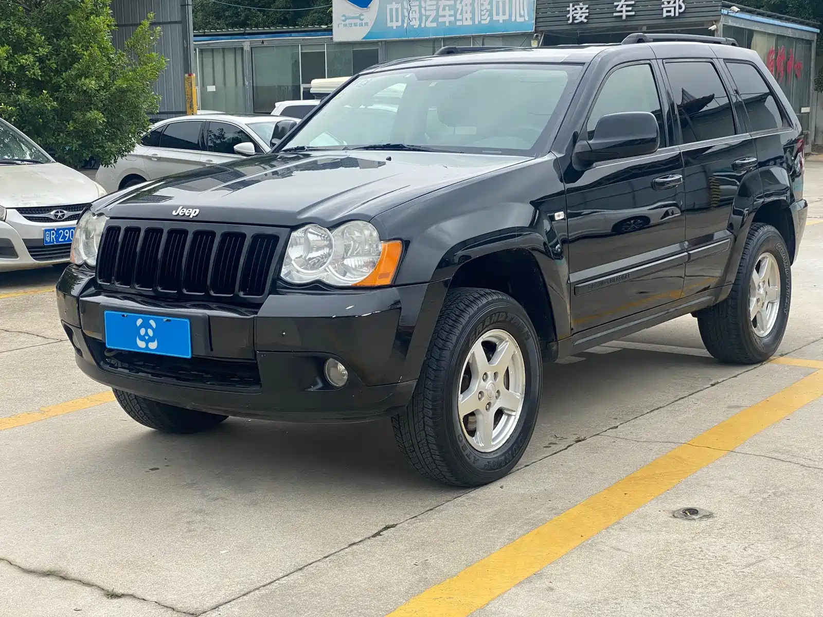 JEEP GRAND CHEROKEE 2010