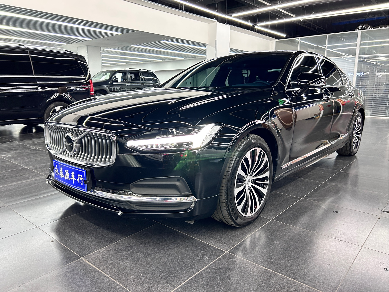 VOLVO S90 2024