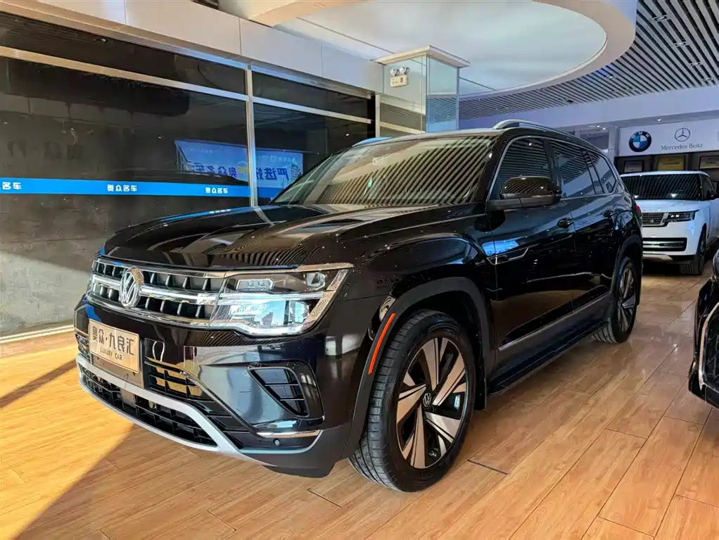 VOLKSWAGEN TERAMONT 2023