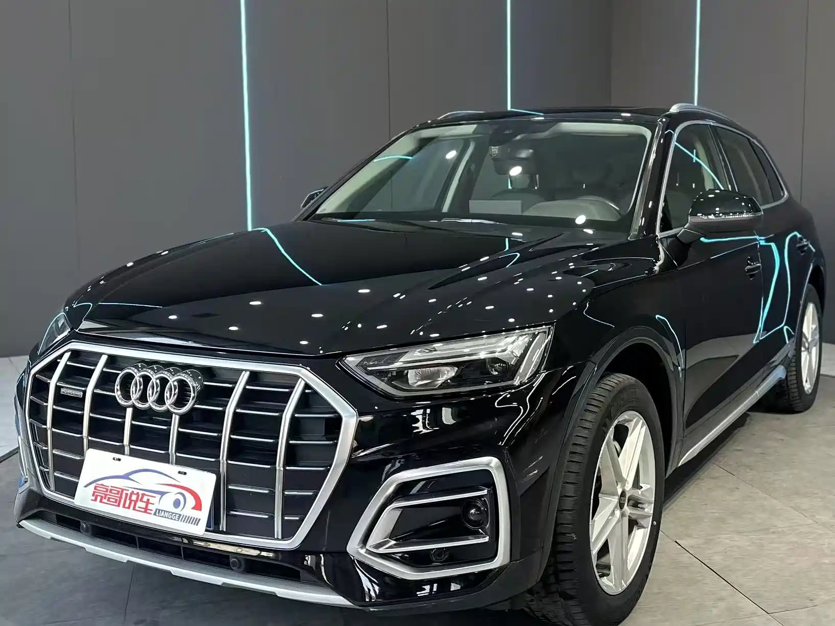 AUDI Q5L 2022