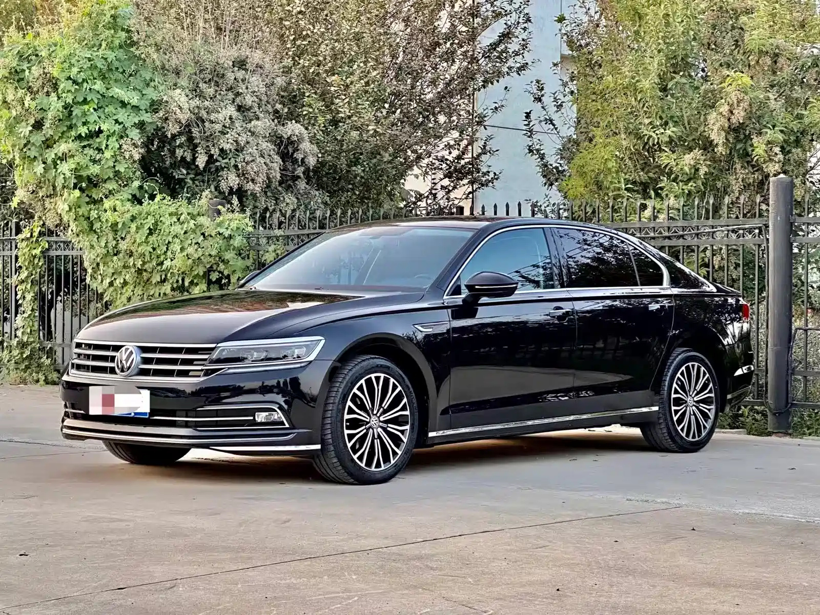 VOLKSWAGEN PHIDEON 2019