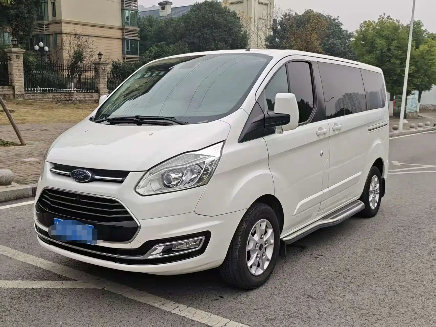 FORD TOURNEO 2019