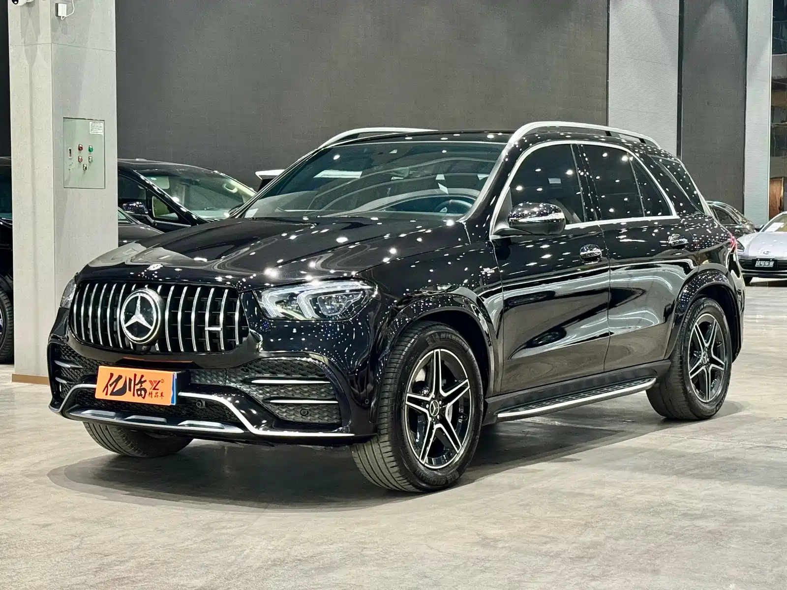 MERCEDES-BENZ GLE AMG 2021