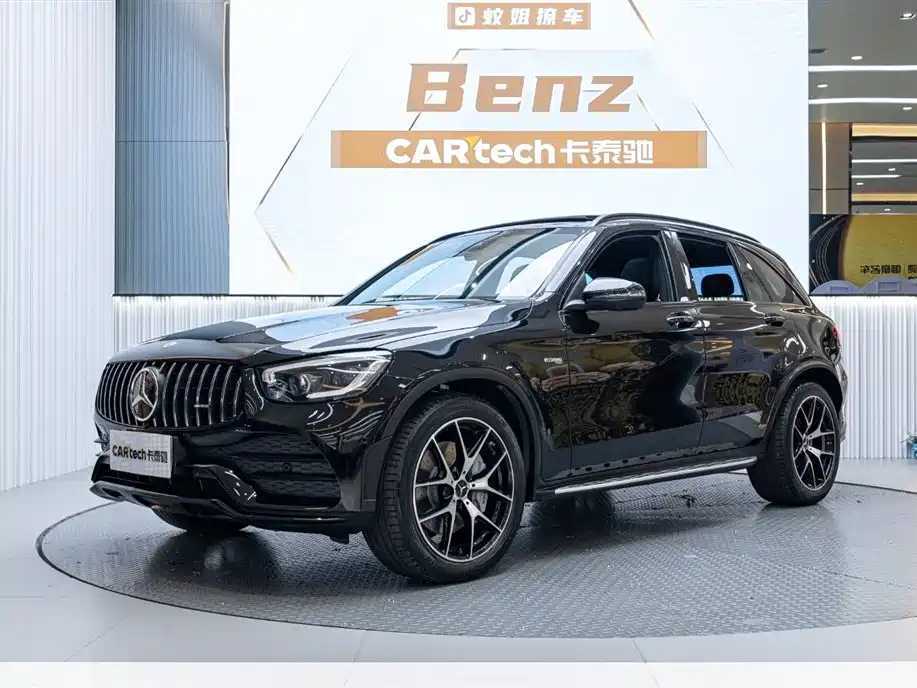 MERCEDES-BENZ GLC AMG 2023
