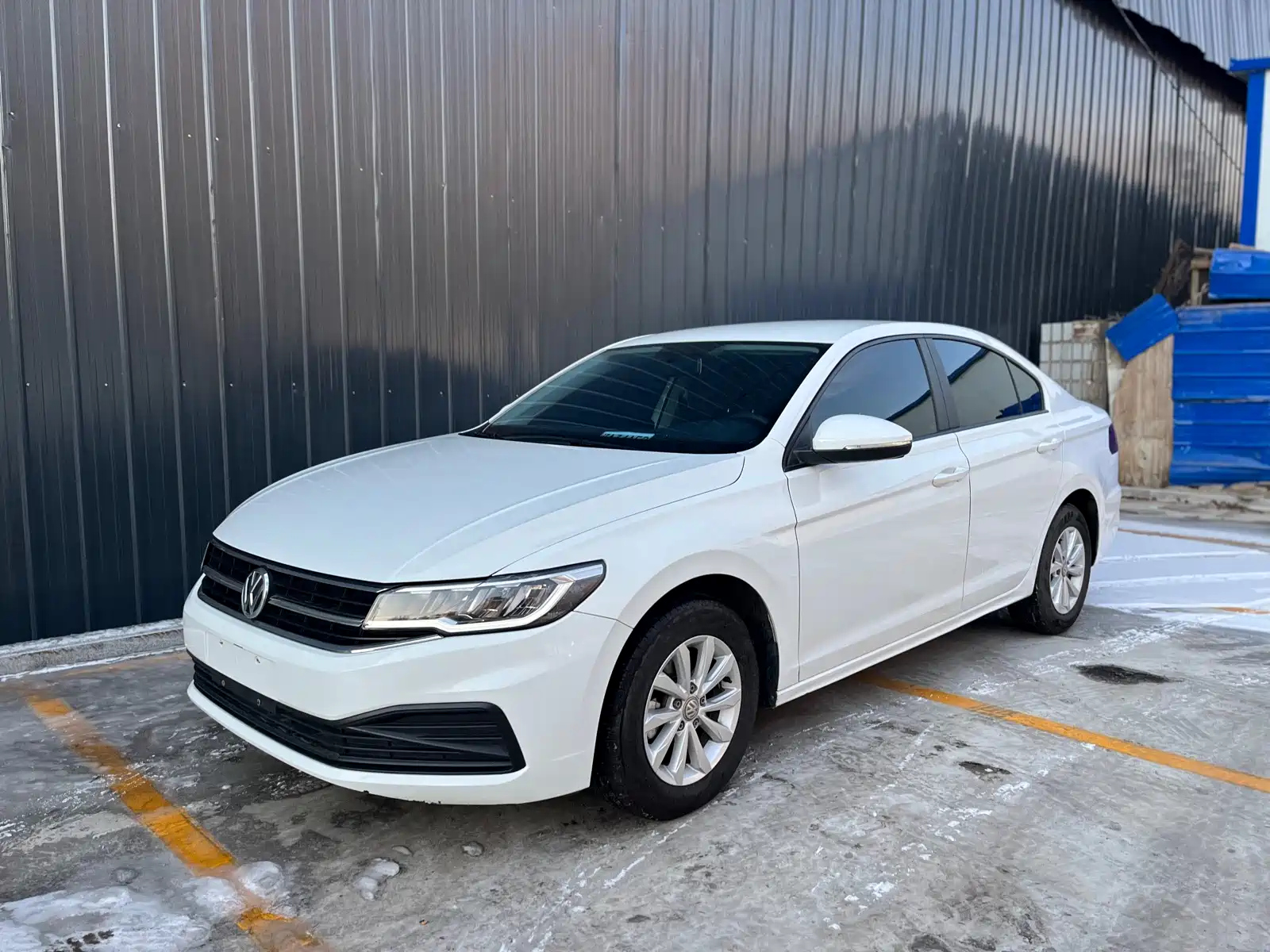 VOLKSWAGEN BORA 2022