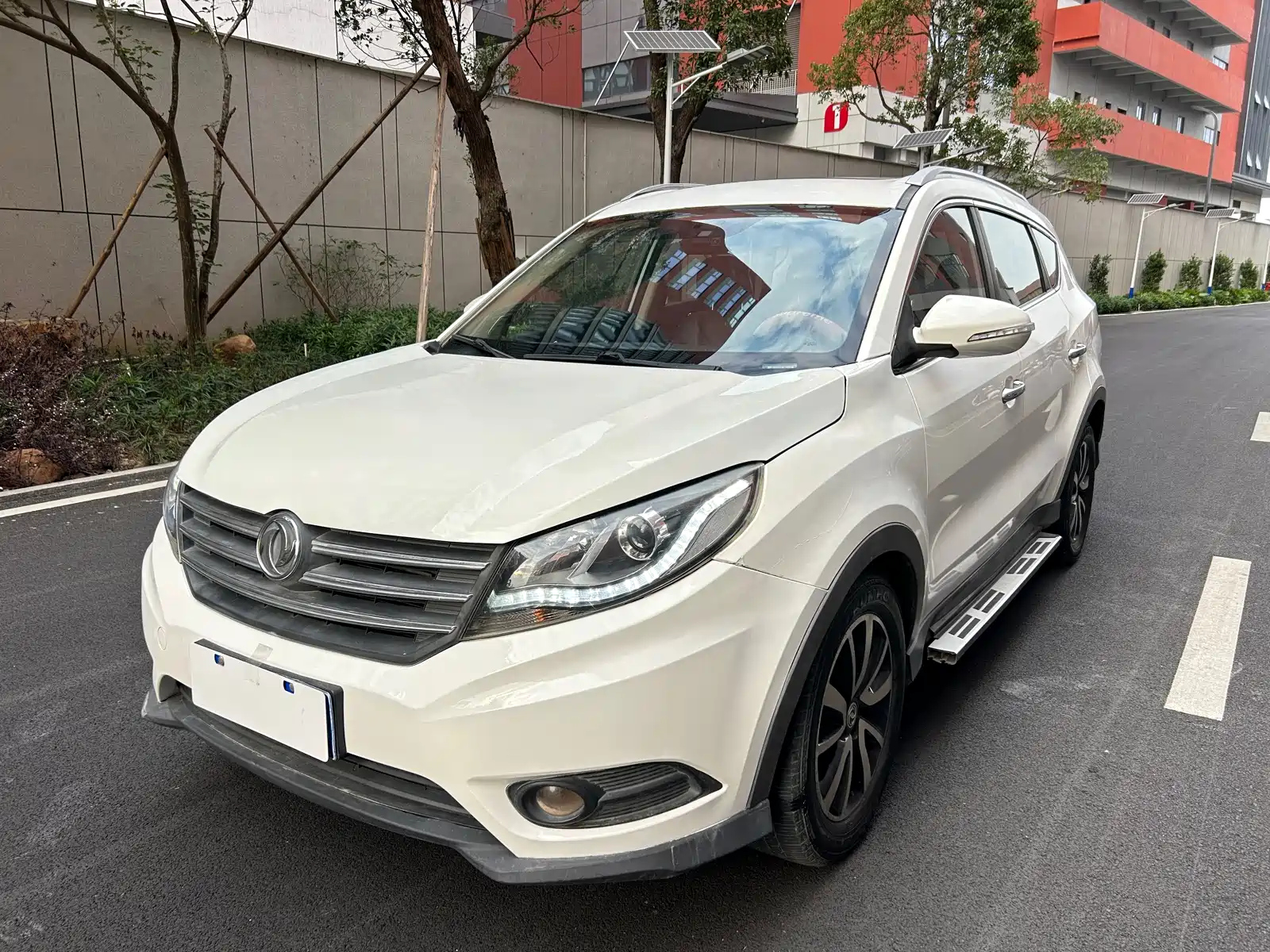 DONGFENG FENGGUANG 580 2016