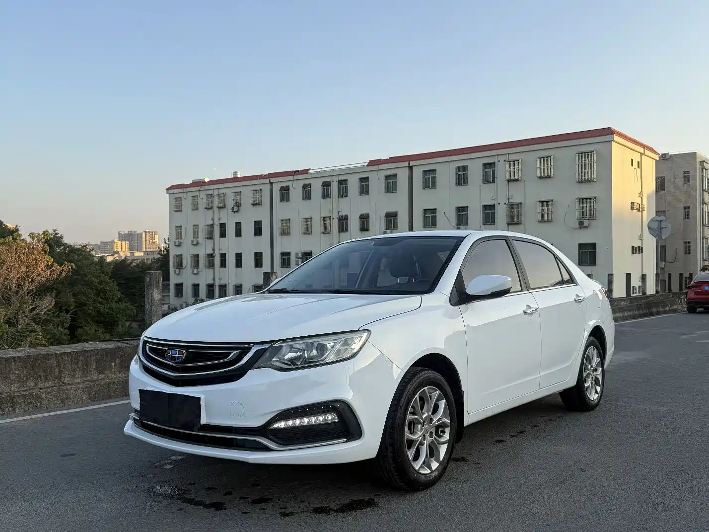 GEELY AUTO VISION 2019