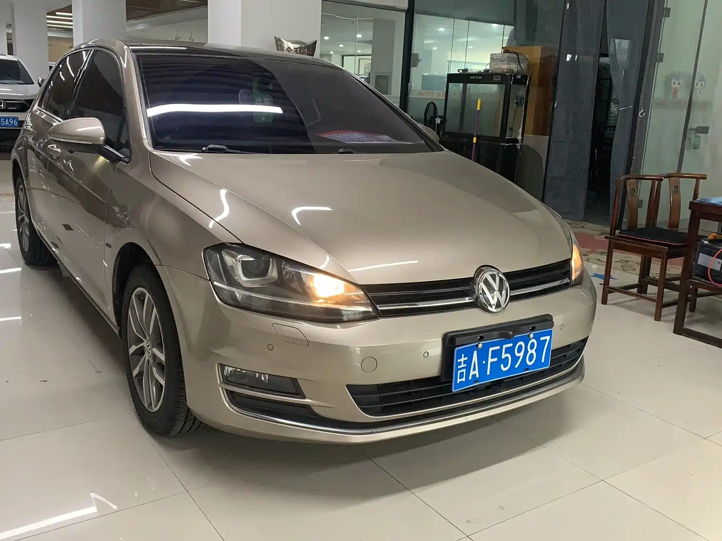 VOLKSWAGEN GOLF 2016