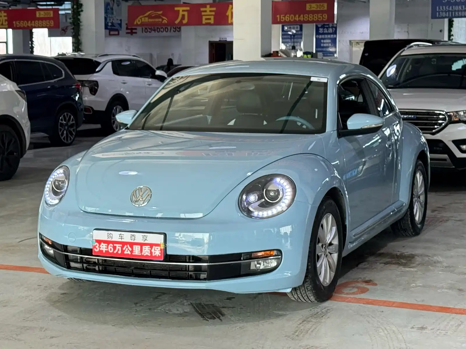 VOLKSWAGEN BEETLE 2015